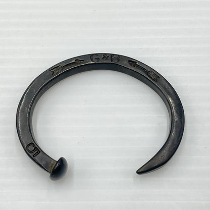 【中古品】【メンズ】 GILES & BROTHER ジャイルス アンド ブラザース SKINNY SPIKE CUFF スキニースパイクカフ パイクバングル アクセサリー ブレスレット 192-260720-ss-05-tei カラー：ミリタリーブラック 万代Net店