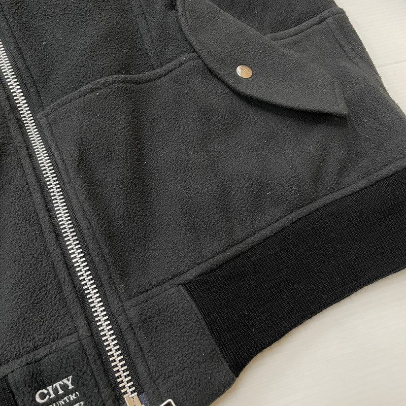 【現状渡し品】【メンズ】 CITY COUNTRY CITY シティーカントリーシティー × OLD PARK オールドパーク 別注 コラボ PATCHWORK FLEECE MA-1 JACKET パッチワーク フリース MA-1 ジャケット ライトアウター 140-260114-ks-12-fuzh サイズ：L カラー：ブラック 万代Net店