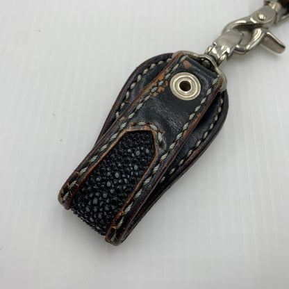 【現状渡し品】【メンズ】 BIG HAND ビッグハンド STINGRAY WALLET スティングレイ 長財布 バイカーズウォレット ウォレットチェーン レザー 200-260712-ko-02-tei カラー：ブラウン系 万代Net店