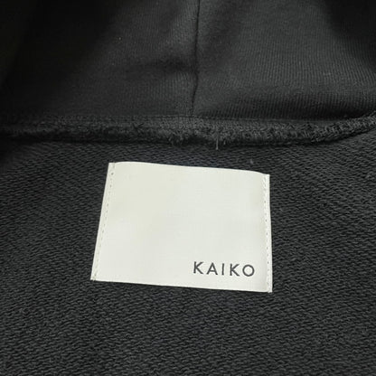 【中古品】【メンズ】 KAIKO カイコー × HARU ハル 別注 コラボ DOUBLE ZIP PARKA BLACK KAIKO-24-101 ダブル ジップ パーカー ブラック 長袖 トップス 140-260115-yo-08-fuzh サイズ：4 カラー：ブラック 万代Net店