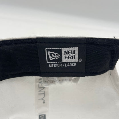 【中古品】【メンズ】 SEQUEL シークエル × NEW ERA ニューエラ 別注 コラボ 25SS 9TWENTY LOGO CAP SQ-25SS-HT-02 ロゴキャップ 帽子 185-260809-ko-15-tei カラー：ホワイト 万代Net店