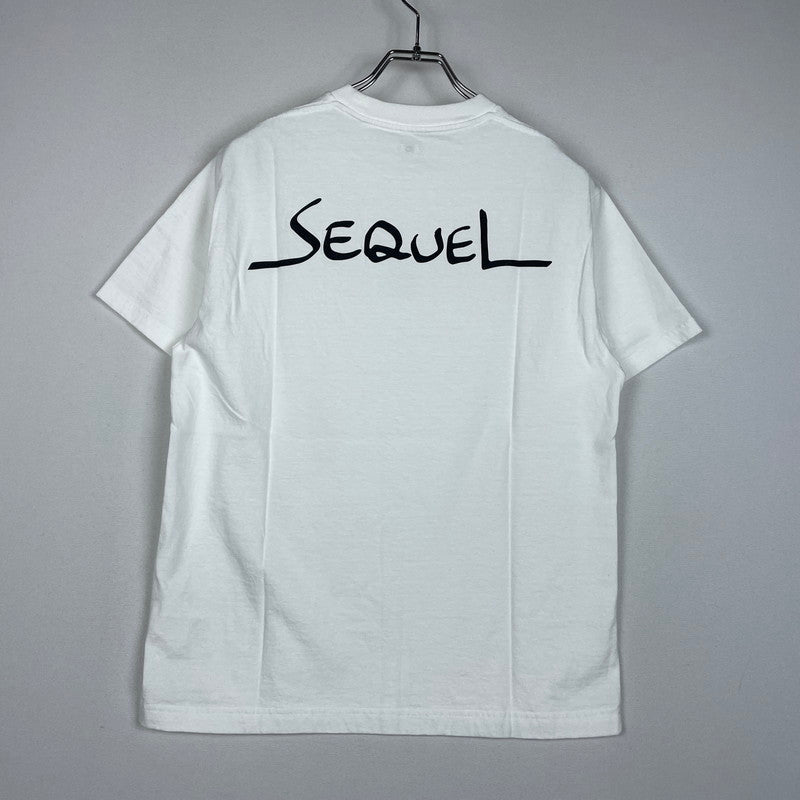 【中古品】【メンズ】 SEQUEL シークエル 24AW PLAY LOGO S/S TEE SQ-24AW-ST-09 プレイ ロゴ ショートスリーブ Tシャツ 半袖 トップス 142-260114-yy-18-tei サイズ：S カラー：ホワイト 万代Net店