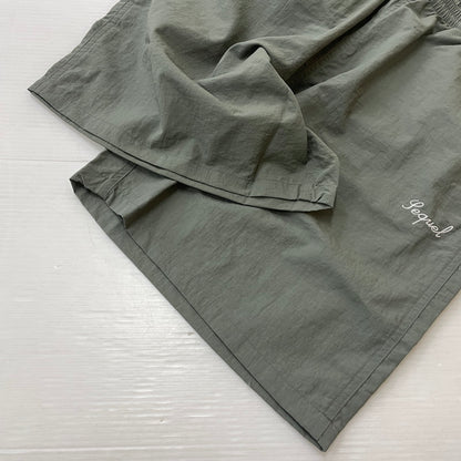 【中古品】【メンズ】 SEQUEL シークエル EASY SHORTS SQ-25SS-SP04 イージー ショーツ ボトムス ショートパンツ ハーフパンツ 153-260114-yy-28-tei サイズ：S カラー：オリーブ 万代Net店