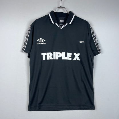 【中古品】【メンズ】 GOD SELCTION XXX ゴッドセレクショントリプルエックス × UMBRO アンブロ 別注 コラボ SHORT SLEEVE TEE GX-A25-UCS-01 ショートスリーブ 半袖Tシャツ 142-260114-yy-16-fuz サイズ：S カラー：ブラック 万代Net店