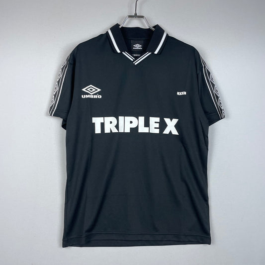 【中古品】【メンズ】 GOD SELCTION XXX ゴッドセレクショントリプルエックス × UMBRO アンブロ 別注 コラボ SHORT SLEEVE TEE GX-A25-UCS-01 ショートスリーブ 半袖Tシャツ 142-260114-yy-16-fuz サイズ：S カラー：ブラック 万代Net店