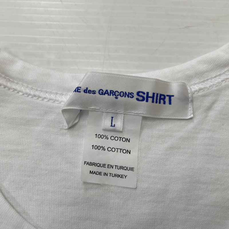 【中古品】【メンズ】 COMME des GARCONS コムデギャルソン × KAWS カウズ 別注 コラボ CDG PRINT S/S TEE FH-T003 CDG プリント ショートスリーブ Tシャツ 半袖 トップス 140-260115-yo-14-fuz サイズ：L カラー：ホワイト 万代Net店
