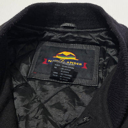 【中古品】【メンズ】 NEWZLAND ニュージーランド WOOL STADIUM JUMPER ウール スタジャン アウター 145-260807-sa-17-tei サイズ：2XL カラー：ブラック 万代Net店