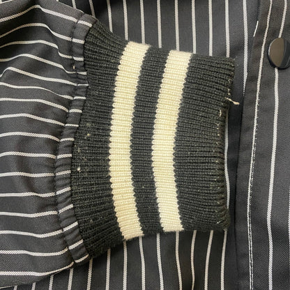 【中古品】【メンズ】 × COMME des GARCONS SHIRT コムデギャルソンシャツ 別注 コラボ REVERSIBLE VARSITY BASEBALL JACKET リバーシブル バーシティ ベースボール ジャケット ライトアウター 149-260123-yy-13-fuzh サイズ：M カラー：ブラック 万代Net店