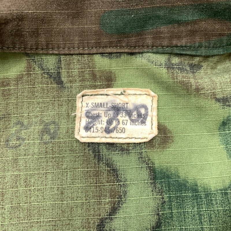 【中古品】【メンズ】 US.ARMY ユーエスアーミー JUNGLE FATIGUE JACKET ジャングル ファティーグ ジャケット アウター ミリタリージャケット 145-260127-ko-10-tei サイズ：XS-SHORT カラー：モスグリーン 万代Net店
