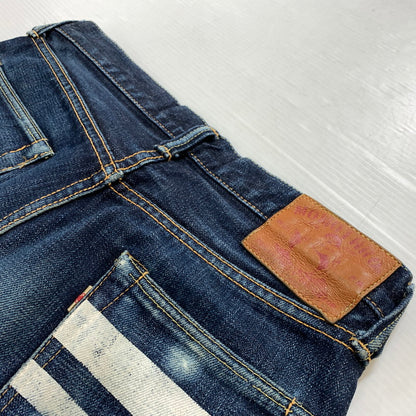 【中古品】【メンズ】 MOMOTARO JEANS 桃太郎ジーンズ DENIM NARROW TAPERED JEANS 0105SP デニム ナロー テーパード ジーンズ ボトムス 15.7OZ 156-260127-ko-12-tei サイズ：28 カラー：インディゴ 万代Net店