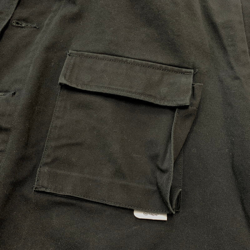 【中古品】【メンズ】 WTAPS ダブルタップス JUNGLE 01 L/S COTTON TWILL JAKCET 212WVDT-SHM02 ジャングル ロングスリーブ コットン ツイル ジャケット アウター ミリタリージャケット 142-260127-ko-02-fuz サイズ：4 カラー：ブラック 万代Net店