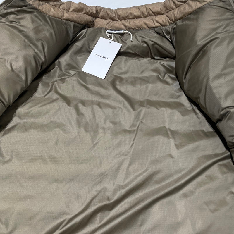 【中古品】【メンズ】 F.C.R.B. エフシーアールビー EXPEDITION DOWN JACKET FCRB-252022 エクスペディション ダウンジャケット アウター 142-260202-yo-12-fuz サイズ：XL カラー：ベージュ 万代Net店