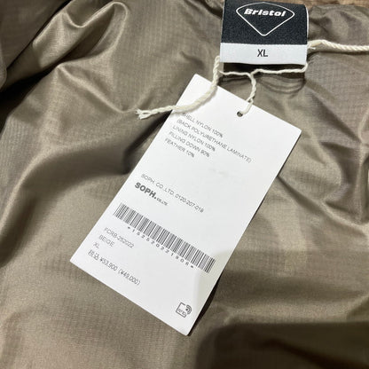 【中古品】【メンズ】 F.C.R.B. エフシーアールビー EXPEDITION DOWN JACKET FCRB-252022 エクスペディション ダウンジャケット アウター 142-260202-yo-12-fuz サイズ：XL カラー：ベージュ 万代Net店