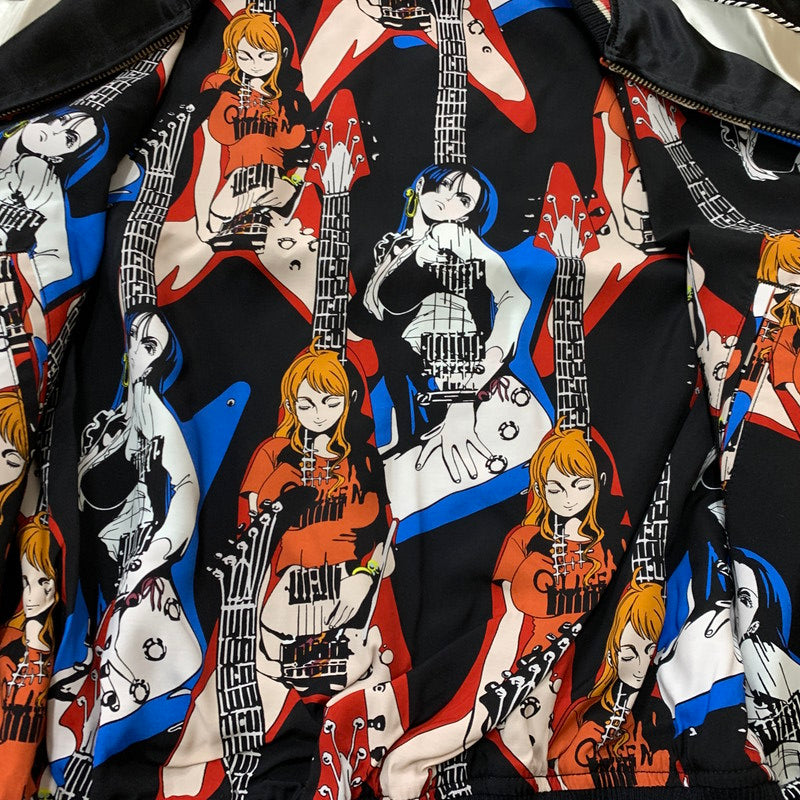 【中古品】【メンズ】 HYSTERIC GLAMOUR ヒステリックグラマー × ONEPIECE ワンピース 別注 コラボ NAMI FLYING V SOUVENIR JACKET 02253AB17296 ナミ フライング ブイ スーベニア ジャケット アウター スカジャン 140-260201-ko-10-tei サイズ：S カラー：ブラック 万代Net店