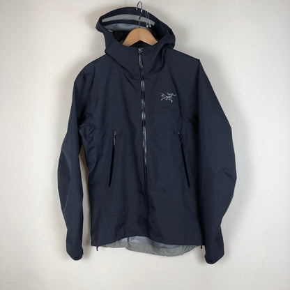 【中古品】【メンズ】 ARC'TERYX アークテリクス BETA JACKET X000010513 ベータジャケット ライトアウター ゴアテックス アウトドア 144-260203-ko-10-tei サイズ：S カラー：ネイビー 万代Net店