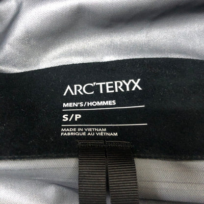 【中古品】【メンズ】 ARC'TERYX アークテリクス BETA JACKET X000010513 ベータジャケット ライトアウター ゴアテックス アウトドア 144-260203-ko-10-tei サイズ：S カラー：ネイビー 万代Net店