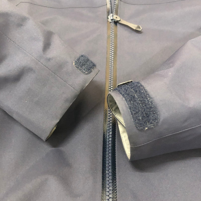 【中古品】【メンズ】 ARC'TERYX アークテリクス BETA JACKET X000010513 ベータジャケット ライトアウター ゴアテックス アウトドア 144-260203-ko-10-tei サイズ：S カラー：ネイビー 万代Net店