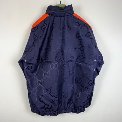 【中古品】【メンズ】 GUCCI グッチ 22AW GG NYLON HOODED JACKET 685818 Z8AY4 GGナイロン フーデッドジャケット ライトアウター 141-260210-ko-02-tei サイズ：46 カラー：ネイビー 万代Net店