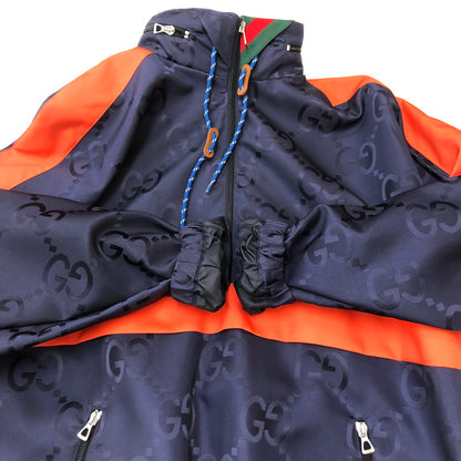 【中古品】【メンズ】 GUCCI グッチ 22AW GG NYLON HOODED JACKET 685818 Z8AY4 GGナイロン フーデッドジャケット ライトアウター 141-260210-ko-02-tei サイズ：46 カラー：ネイビー 万代Net店