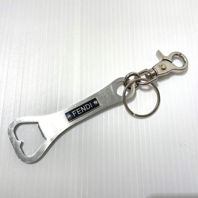 【中古品】【メンズ】 FENDI フェンディ M.BOTTLE OPENER CHARM 7AP062 B09 F1G8L ボトルオープナー チャーム アクセサリー 栓抜き 182-260208-ko-01-tei カラー：シルバー 万代Net店