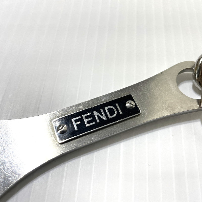 【中古品】【メンズ】 FENDI フェンディ M.BOTTLE OPENER CHARM 7AP062 B09 F1G8L ボトルオープナー チャーム アクセサリー 栓抜き 182-260208-ko-01-tei カラー：シルバー 万代Net店