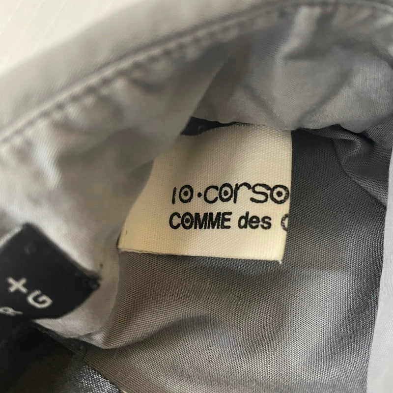 【中古品】【メンズ】 10 CORSO COMO COMME DES GARCONS ディエチコルソコモ コムデギャルソン × PEACHOO+KREJBERG ピーチョー クレイバーグ 別注 コラボ L/S SHIRT ロングスリーブ シャツ 長袖 トップス 140-260206-ks-05-tei サイズ：1 カラー：グレー 万代Net店