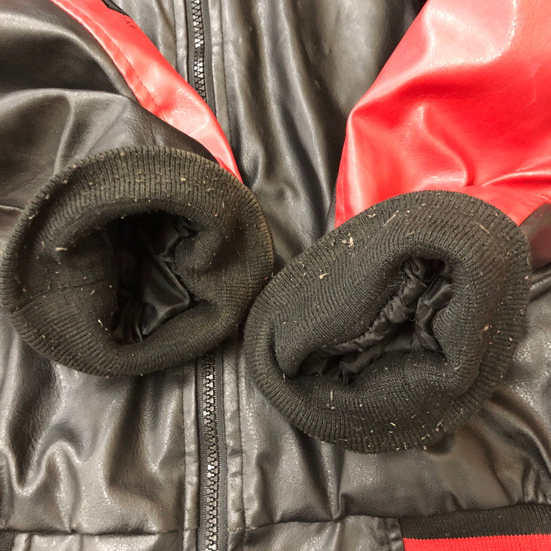 【現状渡し品】【メンズ】 STEVE&BARRY'S スティーブアンドバリーズ MARYLAND TERRAPINS JACKET マリーランド テラピンジャケット アウター フェイクレザー 146-260210-ko-04-tei サイズ：XL カラー：ブラック/レッド 万代Net店