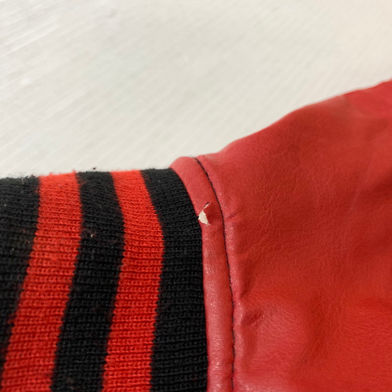 【現状渡し品】【メンズ】 STEVE&BARRY'S スティーブアンドバリーズ MARYLAND TERRAPINS JACKET マリーランド テラピンジャケット アウター フェイクレザー 146-260210-ko-04-tei サイズ：XL カラー：ブラック/レッド 万代Net店