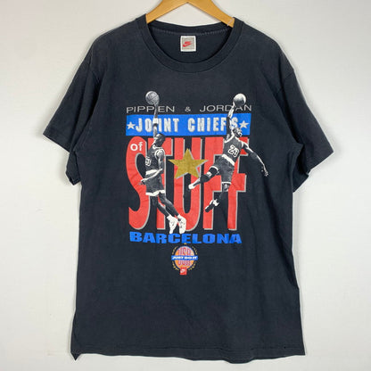 【現状渡し品】【メンズ】 NIKE ナイキ 90's PIPPEN & JORDAN BARCELONA S/S T-SHIRT 90年代 ピッペン＆ジョーダン バルセロナ ショートスリーブ Tシャツ トップス 半袖 148-260209-ko-05-tei サイズ：L カラー：ブラック 万代Net店
