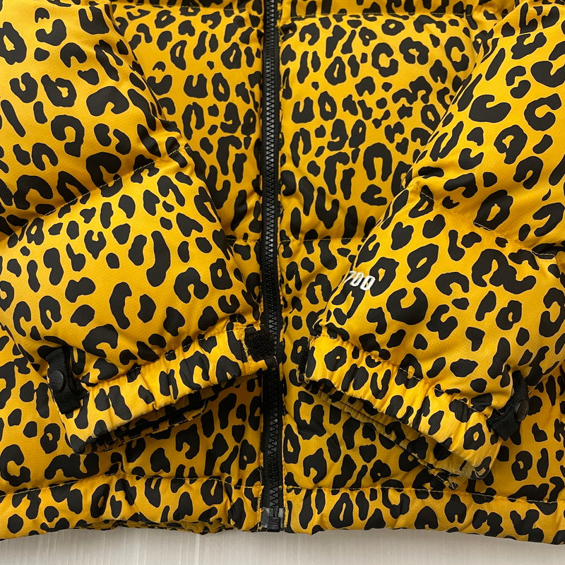 【中古品】【メンズ】 Supreme シュプリーム × THE NORTH FACE ザ・ノースフェイス 別注 コラボ 11AW NUPTSE DOWN JACKET ヌプシ ダウン ジャケット アウター 149-260210-ko-01-tei サイズ：M カラー：イエロー レオパード 万代Net店