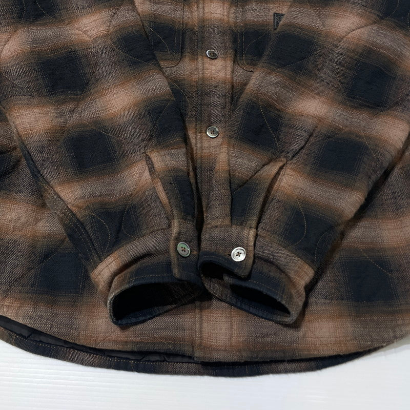 【中古品】【メンズ】 25AW QUILTED PLAID SHIRT JACKET 1110372 キルテッド プレイド シャツジャケット アウター 142-260211-yo-09-fuzh サイズ：S カラー：ブラウン 万代Net店