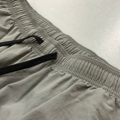 【中古品】【メンズ】 WTAPS ダブルタップス TROUSERS NYLON WEATHER PANTS 242CWDT-PTM ナイロン ウェザー パンツ ボトムス 153-260212-ko-33-tei サイズ：3 カラー：グレー 万代Net店
