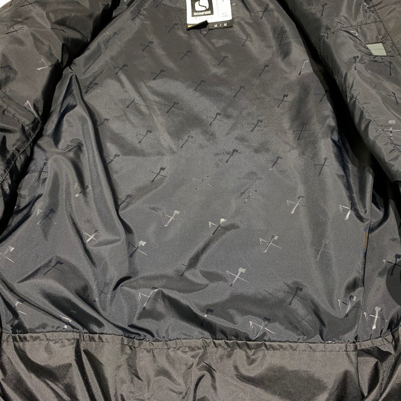 【中古品】【メンズ】 BONFIRE ボンファイア PITCH SHELL JACKET B8FW220012 ピッチ シェル ジャケット スノーボードジャケット アウター ウィンタースポーツ 120-260906-ko-10-teih サイズ：M カラー：グレー系 万代Net店