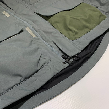 【中古品】【メンズ】 BONFIRE ボンファイア PITCH SHELL JACKET B8FW220012 ピッチ シェル ジャケット スノーボードジャケット アウター ウィンタースポーツ 120-260906-ko-10-teih サイズ：M カラー：グレー系 万代Net店