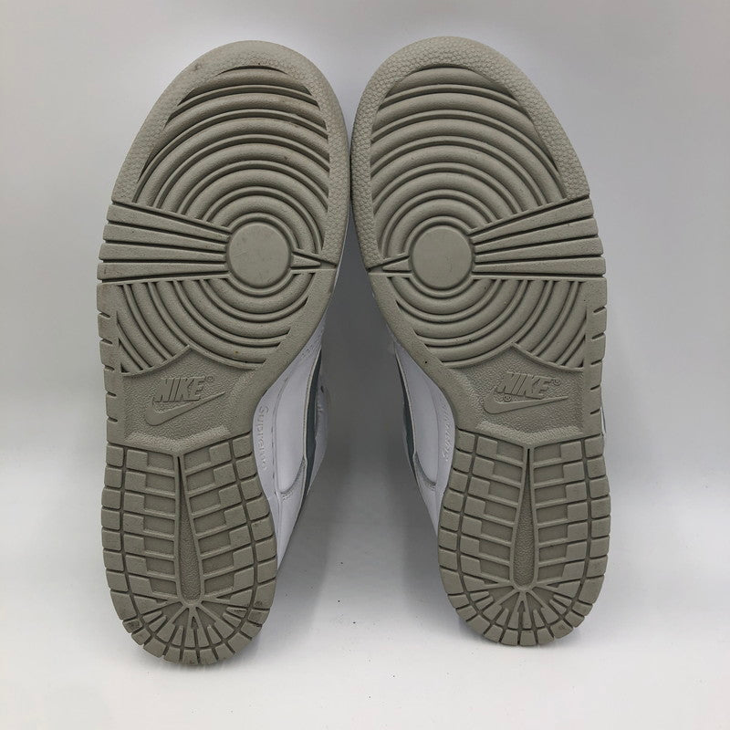 【中古品】【メンズ】 Supreme シュプリーム × NIKE SB ナイキ スケートボーディング 別注 コラボ DUNK LOW OG QS HQ8487-100 ダンク ロー オリジナル クイックストライク スニーカー 靴 160-260218-ks-27-tei カラー：メタリックホワイトシルバー 万代Net店