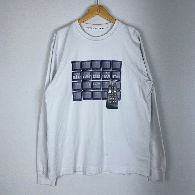 【現状渡し品】【メンズ】 Alexander Wang アレキサンダーワン 23AW LONG SLEEVE TEE WITH TUNE IN GRAPHIC UCC4231674 ロングスリーブ Tシャツ チューン イン グラフィック トップス 長袖 141-260221-ko-09-tei サイズ：M カラー：ホワイト 万代Net店