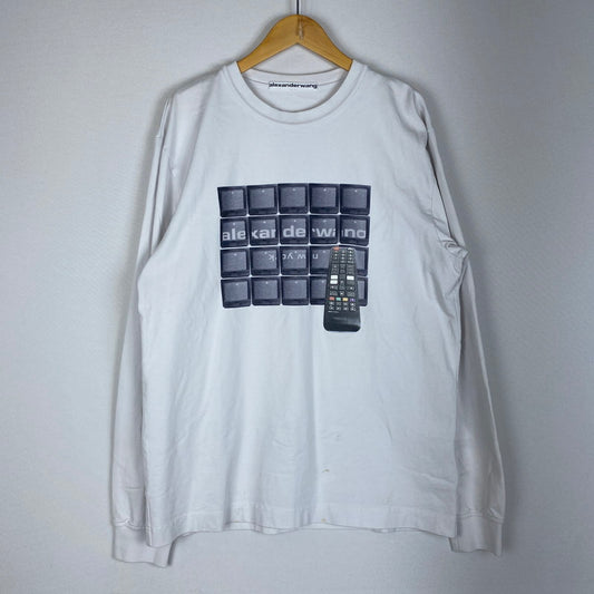 【現状渡し品】【メンズ】 Alexander Wang アレキサンダーワン 23AW LONG SLEEVE TEE WITH TUNE IN GRAPHIC UCC4231674 ロングスリーブ Tシャツ チューン イン グラフィック トップス 長袖 141-260221-ko-09-tei サイズ：M カラー：ホワイト 万代Net店