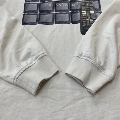 【現状渡し品】【メンズ】 Alexander Wang アレキサンダーワン 23AW LONG SLEEVE TEE WITH TUNE IN GRAPHIC UCC4231674 ロングスリーブ Tシャツ チューン イン グラフィック トップス 長袖 141-260221-ko-09-tei サイズ：M カラー：ホワイト 万代Net店