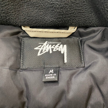 【中古品】【メンズ】 STUSSY ステューシー INSULATED BUILT JACKET 115883 インサレーテッド ビルト ジャケット アウター ブルゾン 142-260221-ko-16-tei サイズ：M カラー：サンド 万代Net店