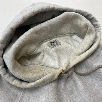 【中古品】【メンズ】 WTAPS ダブルタップス 17AW DESIGN HOODY 172ATDT-CSM02S デザイン フーディー トップス プルオーバーパーカー 142-260806-ss-05-tei サイズ：不明 カラー：グレー 万代Net店
