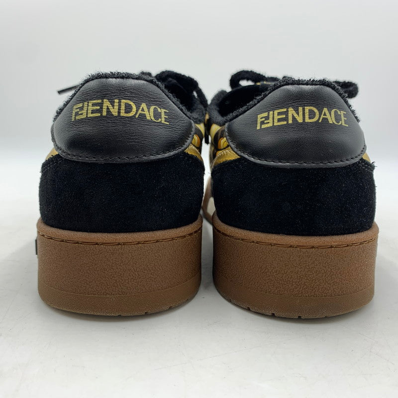【中古品】【メンズ】 FENDACE フェンダーチェ FENDI フェンディ × VERSAC ヴェルサーチェ MATCH FENDACE BLACK SUEDE LOW TOPS 7E1538AJYXF1HG0 ロートップス スニーカー 靴 183-260228-ko-09-tei サイズ：7E カラー：総柄 万代Net店