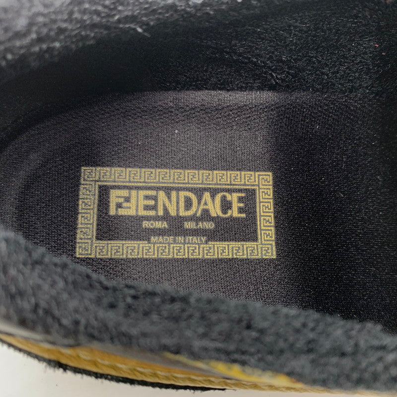 【中古品】【メンズ】 FENDACE フェンダーチェ FENDI フェンディ × VERSAC ヴェルサーチェ MATCH FENDACE BLACK SUEDE LOW TOPS 7E1538AJYXF1HG0 ロートップス スニーカー 靴 183-260228-ko-09-tei サイズ：7E カラー：総柄 万代Net店