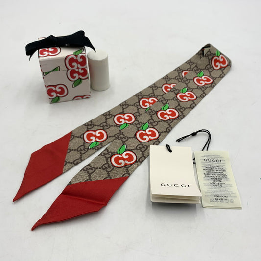 【中古品】【メンズ/レディース】 GUCCI グッチ SILK NECK BOW 627485 3G001 9774 シルク ネックボウ スカーフ アクセサリー 服飾小物 183-260228-ko-01-tei カラー：総柄 万代Net店