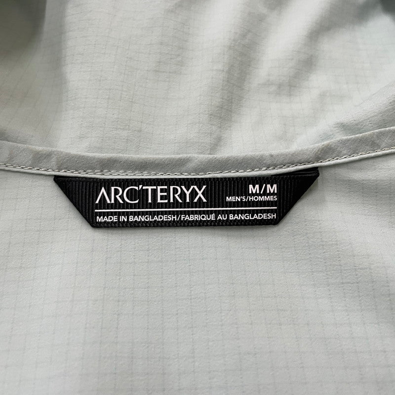 【中古品】【メンズ】 ARC'TERYX アークテリクス SQUAMISH HOODIE X000007411 スコーミッシュ フーディー ジャケット ライトアウター 144-260228-yo-16-tei サイズ：M カラー：Trail Magic 万代Net店