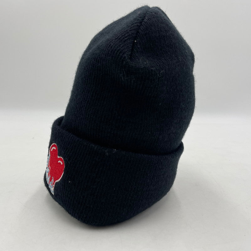 【中古品】【メンズ/レディース】 EMOTIONALLY UNAVAILABLE エモーショナリー アンアベイラブル LOGO BEANIE EU-YS1-0000-054 ロゴ ビーニー ニット帽 185-260228-yo-01-tei サイズ：F カラー：ブラック 万代Net店