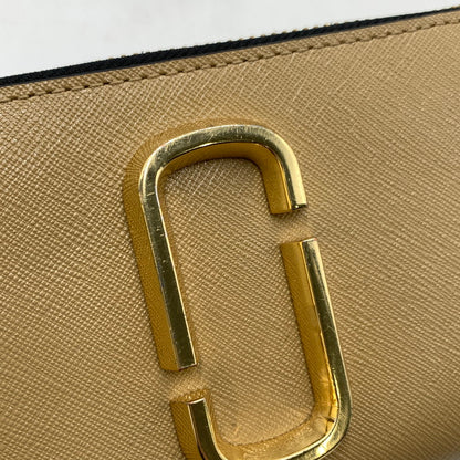 【中古品】【メンズ/レディース】 MARC JACOBS マークジェイコブス SNAPSHOT WALLET　M0013352 288　スナップショット ウォレット 財布 長財布 200-260310-ko-19-tei カラー：マルチ 万代Net店
