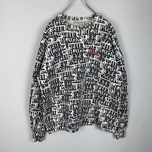 【現状渡し品】【メンズ】 BLACK EYE PATCH ブラックアイパッチ ALLOVER PATTERN CREWNECK SWEAT 総柄 クルーネック スウェット トップス プルオーバー 142-260304-ks-09-tei サイズ：表記サイズ無し カラー：総柄 万代Net店