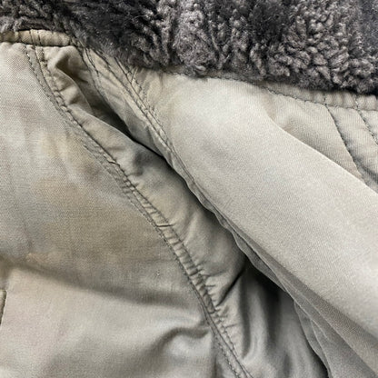 【ジャンク品】【メンズ】 US ARMY ユーエスアーミー アメリカ軍 70’s N-3B PARKA VINTAGE MIL-J-6279H 70年代 N-3B パーカ アウター フライトジャケット コントラクト品 ホワイトファー仕様 145-260304-ks-26-tei サイズ：XL カラー：グリーン 万代Net店