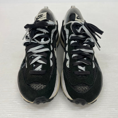 【中古品】【メンズ】 NIKE ナイキ × SACAI サカイ 別注 コラボ VAPORWAFFLE LOW CUT SNEAKERS CV1363-001 ヴェイパーワッフル ローカット スニーカー 靴 シューズ 160-260302-yo-01-tei サイズ：26cm カラー：ブラック/ホワイト 万代Net店