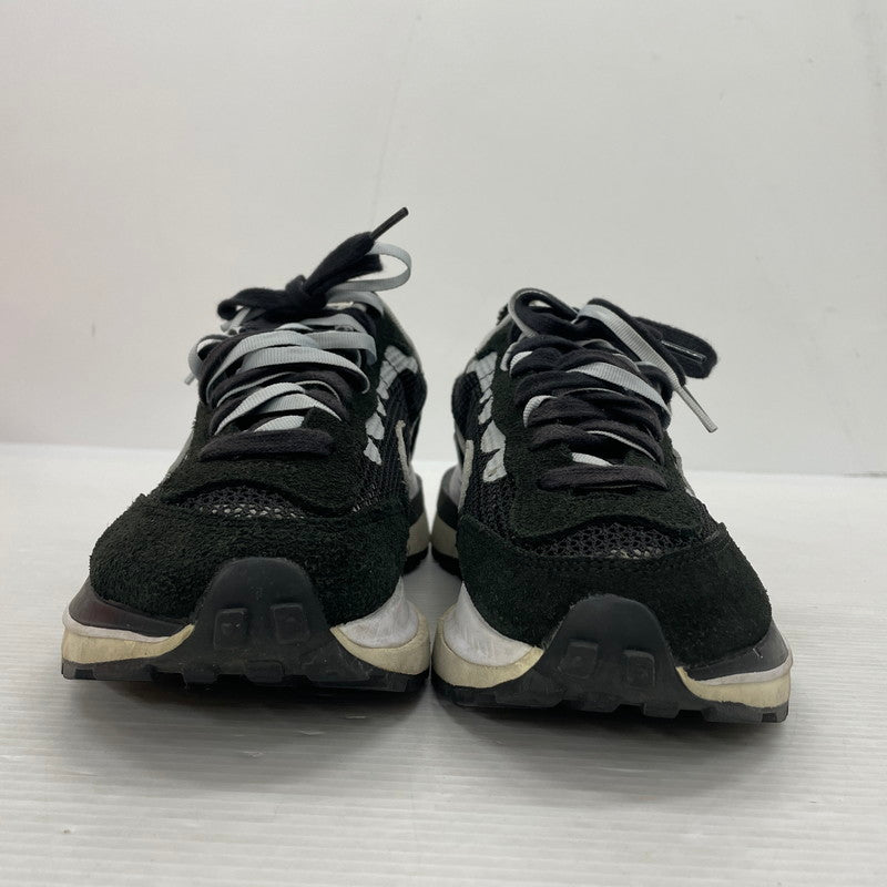 【中古品】【メンズ】 NIKE ナイキ × SACAI サカイ 別注 コラボ VAPORWAFFLE LOW CUT SNEAKERS CV1363-001 ヴェイパーワッフル ローカット スニーカー 靴 シューズ 160-260302-yo-01-tei サイズ：26cm カラー：ブラック/ホワイト 万代Net店